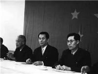 这位潮汕人冒死升起澳门第一面五星红旗，潜伏20年兄弟“不相知”