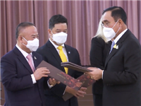 泰国总理巴育上将会见李桂雄会长等泰国中华总商会领导