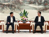 泰国中华总商会主席林楚钦率团到访贵州，省委副书记、省长李炳军会见访问团一行