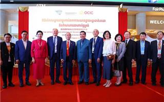 方侨生大公爵投资23亿美元建设丨多位政要及侨领出席德崇国际机场启用仪式