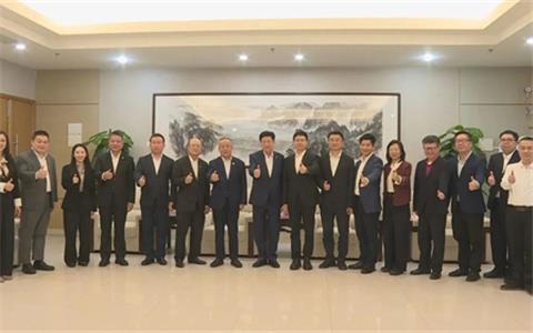 泰国中华总商会主席林楚钦、副主席李桂雄率泰国友好访问团到潮阳、潮南区考察访问